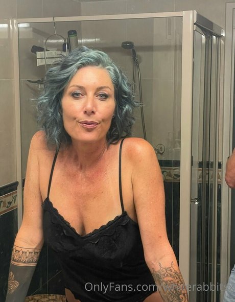 whiterabbitsx exclusive model images