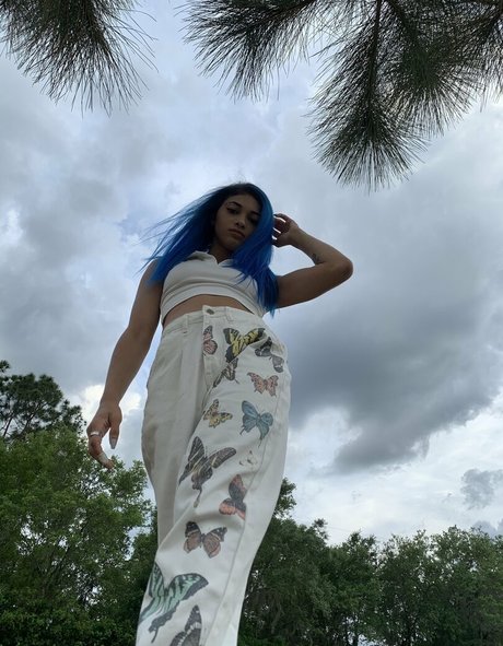 altheaj69free model beautiful photo