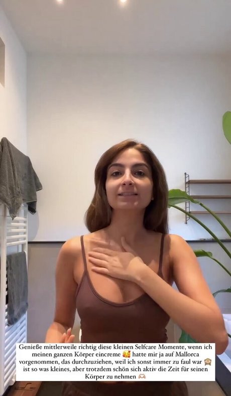 big tits squirt onlyfans free nude photos