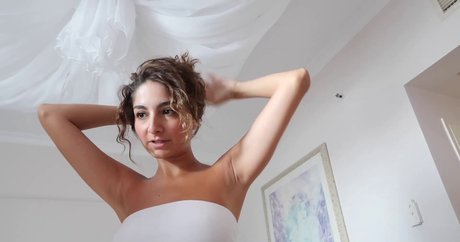 Ischtar Isik hot model pictures