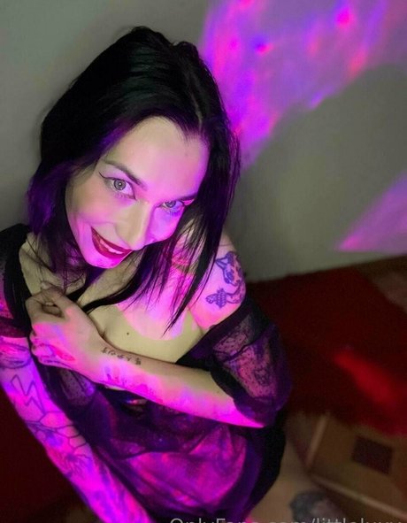 littleluxy exclusive model photo