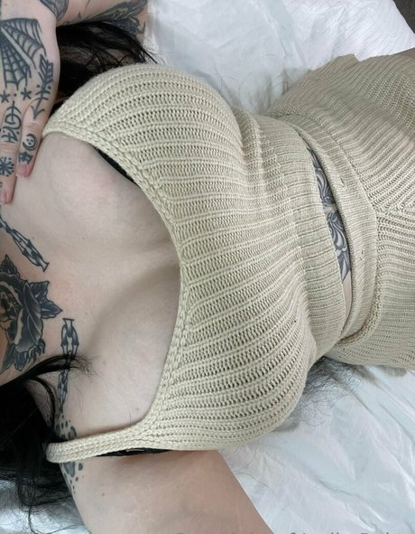 Lydiarains sexy star photos