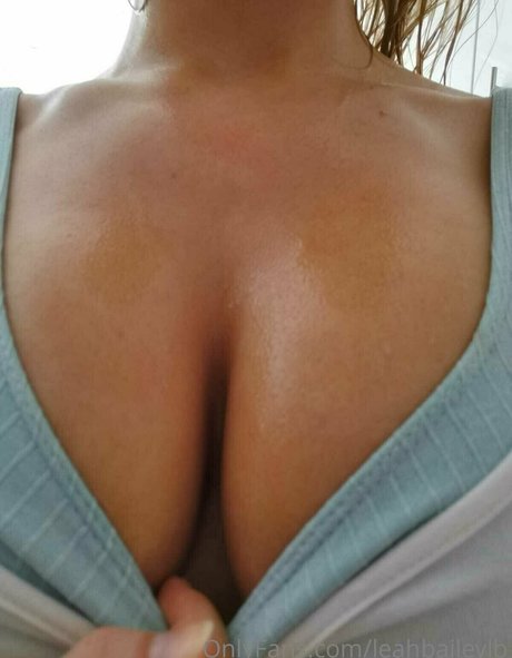 Leah BaileyLB perfect star archive