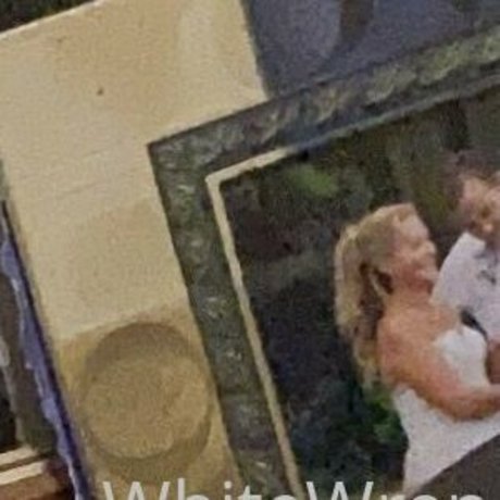 xwhitewrenx model porn images