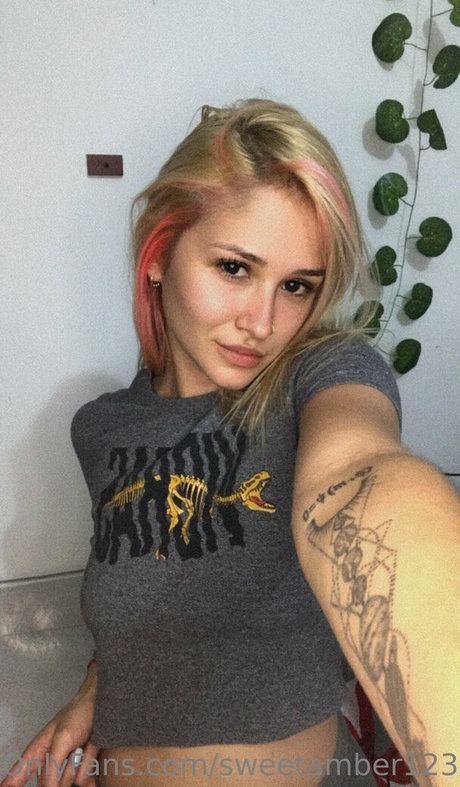 camil0530 nude pornstar photos