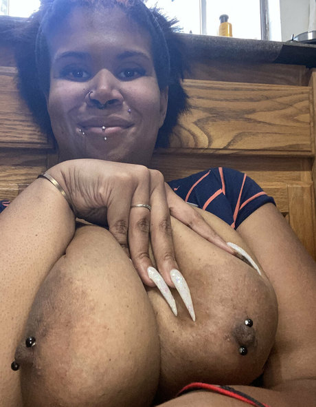 amazon leee nudes pornstar galleries