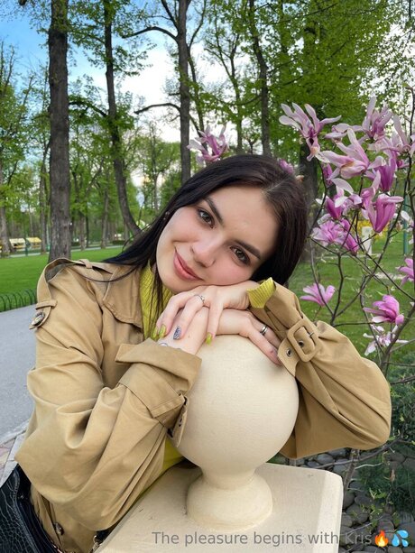 mysterious kris adult model photos