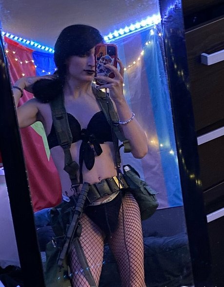 beakedupchris hot star photos