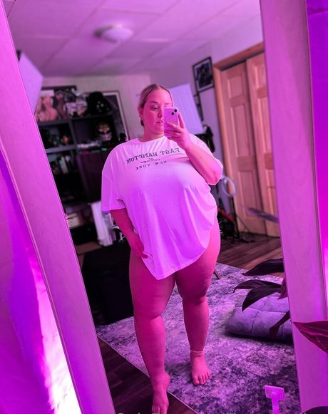 ilovecaroline naked actress img