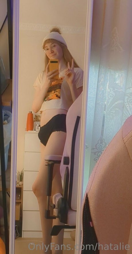 hatalie sexy star picture