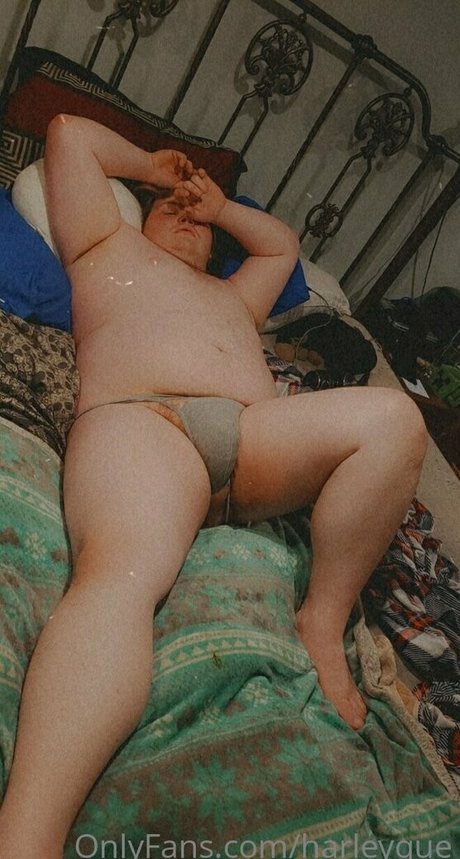 harleyque pornstar naked image