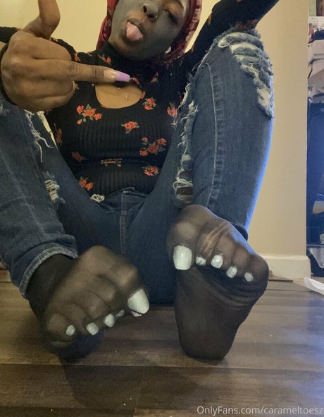 Carameltoesz star sex archive
