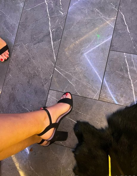 perfect onlyfans beautiful photos