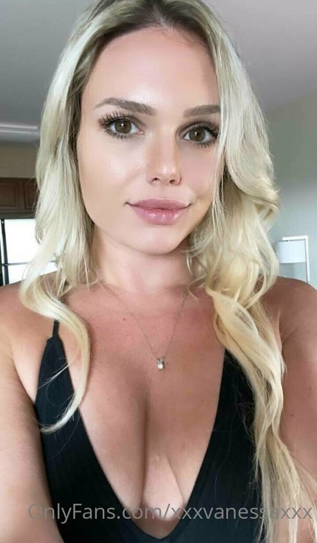 2024 top onlyfans hot naked photo