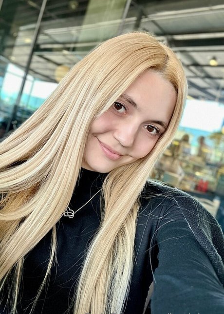 karisha x Profile pic