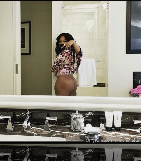 K Michelle star sexy image