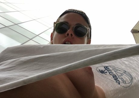 Kristen Stewart nice star gallery