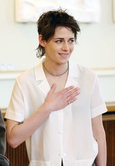 skinny shemale onlyfans free xxx pics