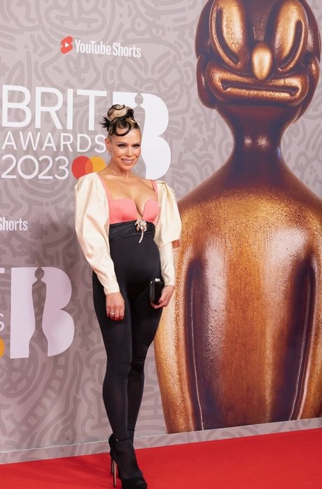 Billie Piper star nice gallery