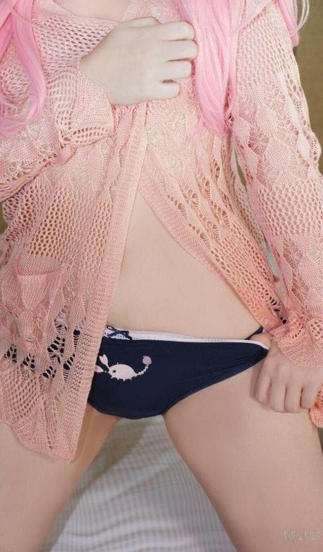 blonde masturbation onlyfans top pic