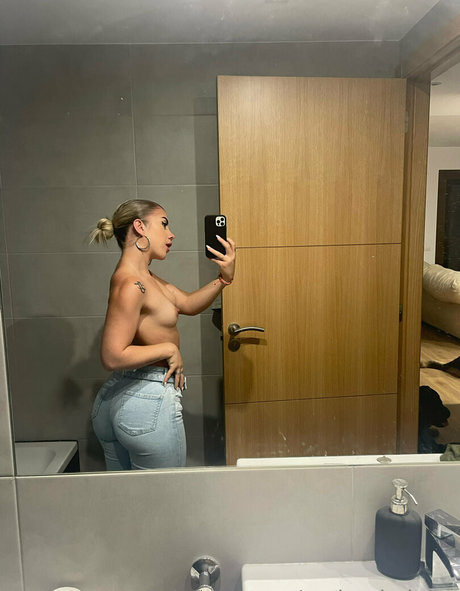 andyjazbaxxx hd pornstar pic