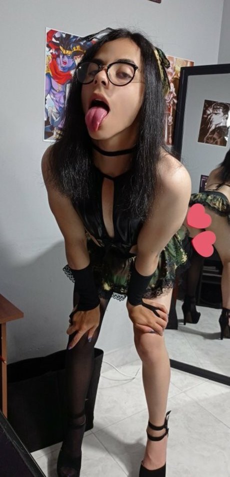 Chriz13 naked pornstar archive