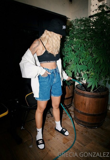 Aygrecia model top galleries