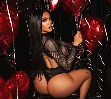 muscle trans onlyfans free naked image