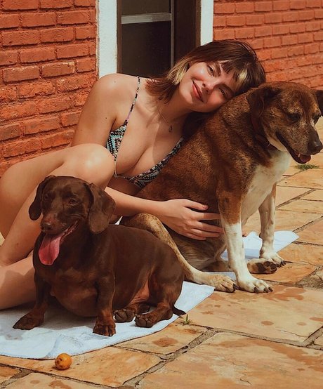 Triz Pariz star sex photo