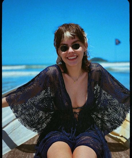 Triz Pariz high quality actress pic