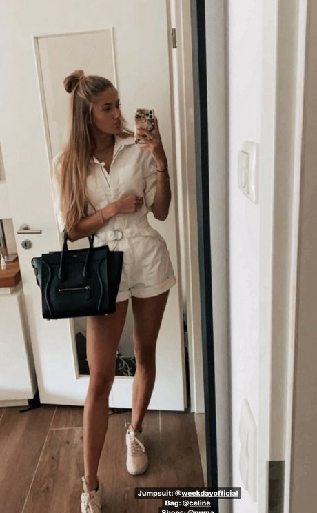 Alica Schmidt naked pornstar gallery