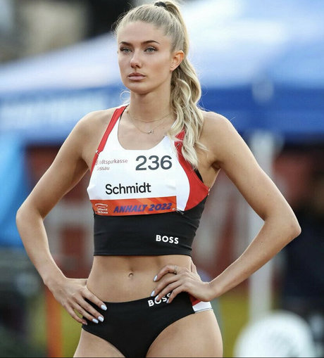 Alica Schmidt model pretty image