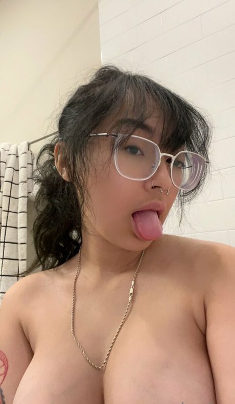 Bxetao nude star image