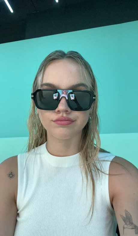 big tits midget onlyfans hot sex pic