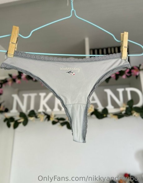 eyes onlyfans pornographic pictures