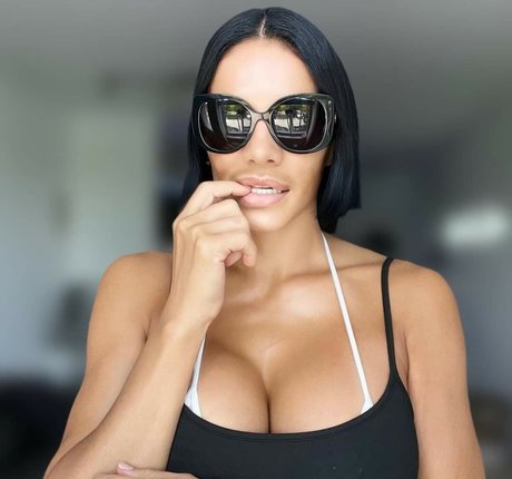 NinaUnrated star xxx img