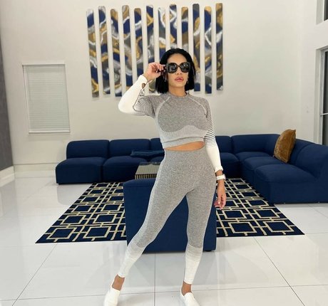 NinaUnrated pornographic actress picture