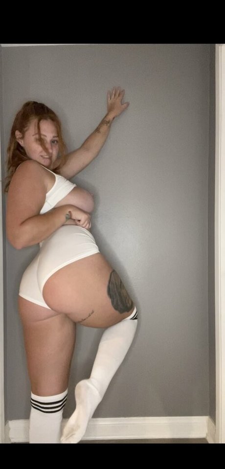 carrottcake pornographic model archive