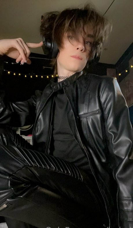 ebony pegging onlyfans pretty img