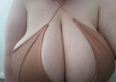 fat pussy onlyfans adult images