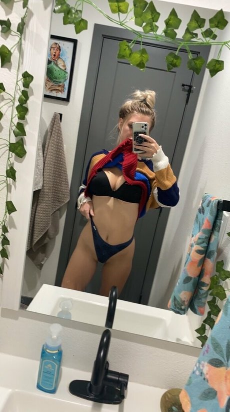 cheerleader nude onlyfans art naked images