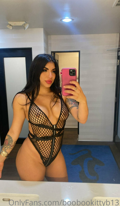 Boobookittyb13 hot actress archive