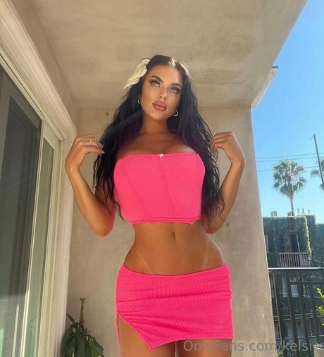 kelsie pornstar erotic picture