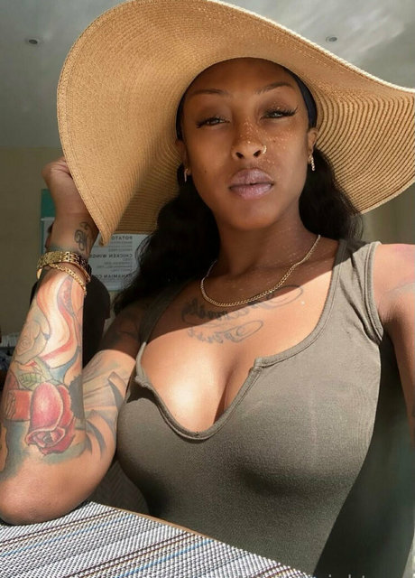 iamnikitaknight high quality model pics