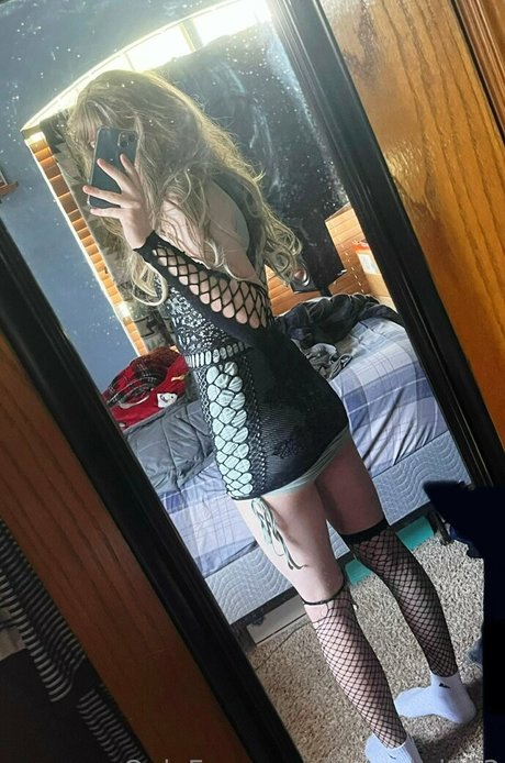 itsmebri223 pornstar adult photo