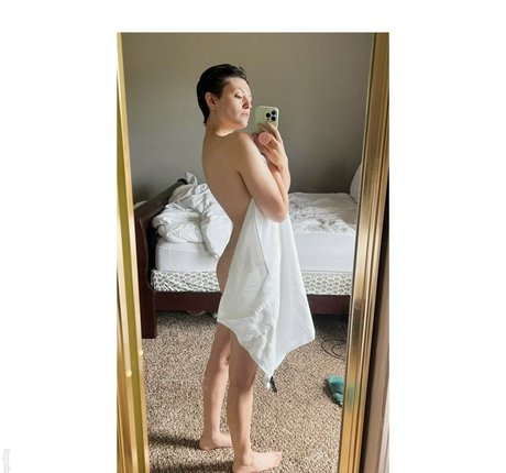 girloncinema nudes actress pictures