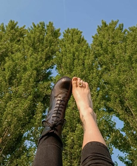 Elena Barile model xxx img