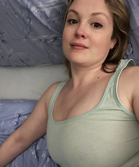 Kimberly Nixon exclusive pornstar photos