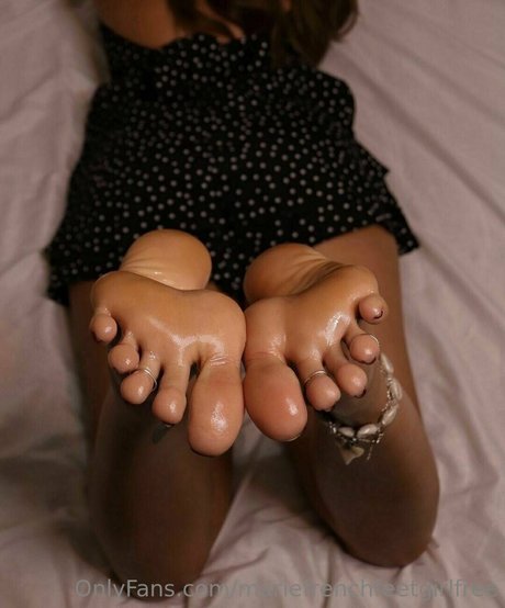 mariefrenchfeetgirlfree perfect model image