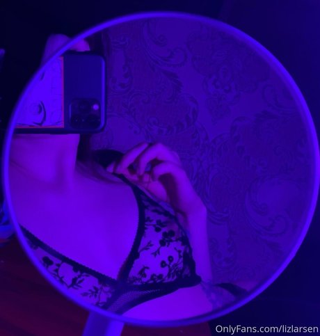 lizlarsen model sex image